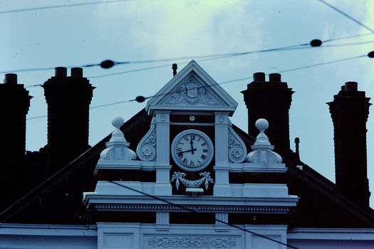Central Pediment: Kew Post Office