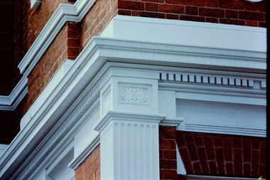 Decorative Stucco: Kew Post Office