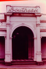 Portico of South Esk (formerly 'Ordsall')