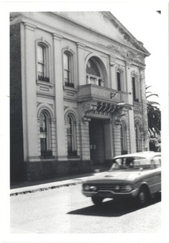 Former Kew Town Hall, Walpole Street