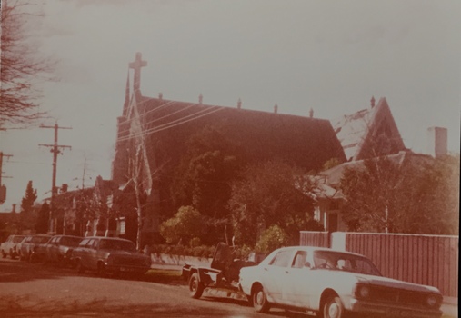 Kew Congregational Church, Walpole Street