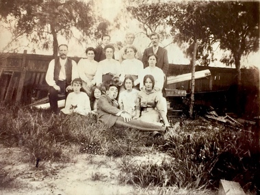 Bennett Family Gathering, 22 Harp Road