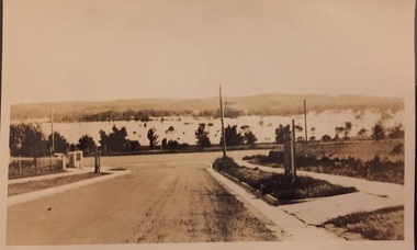Yarra Valley Floods: Kew East