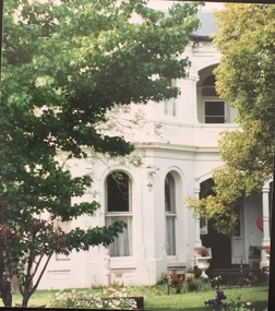 'Prague House' (formerly 'Dunboe'), 52 Sackville Street, Kew