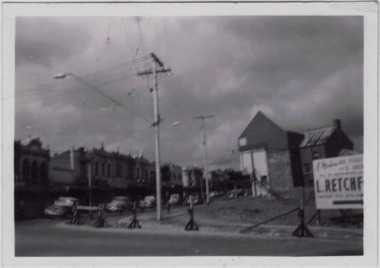 Kew Junction during road widening
