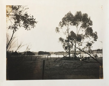 Flooding of the Yarra Valley at Kew East