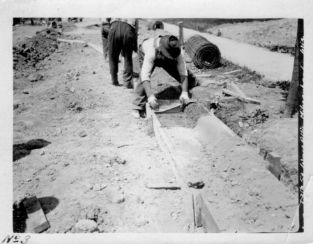 Instructional photograph: using concrete in street kerbs