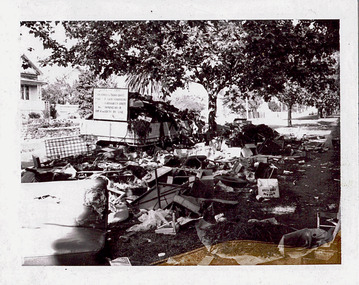 Unburnable hard waste in Parkhill Road (Kew)