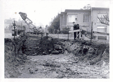 Road works in the City of Kew