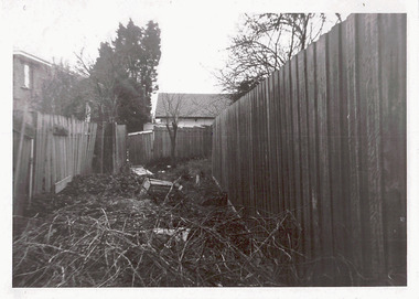  Right-of-way at rear of Parkhill Road and Lalla Street