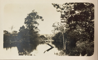 Yarra River at Kew