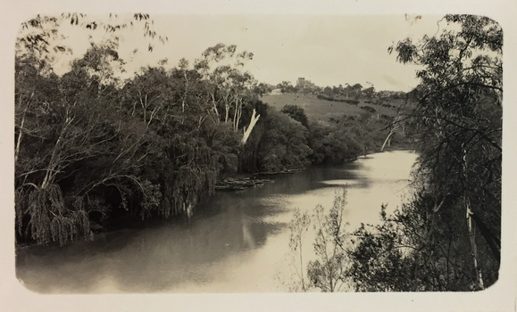 The Yarra River at Kew