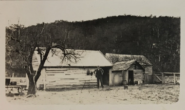 Huts near or at Bogong