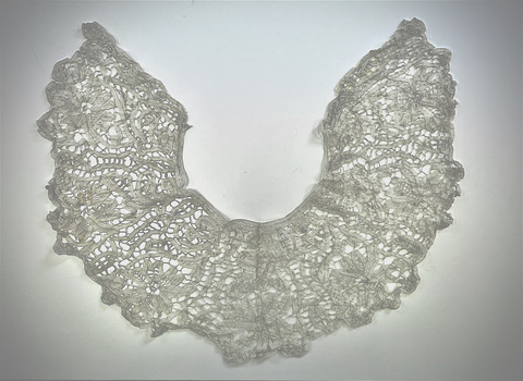 Tape lace collar