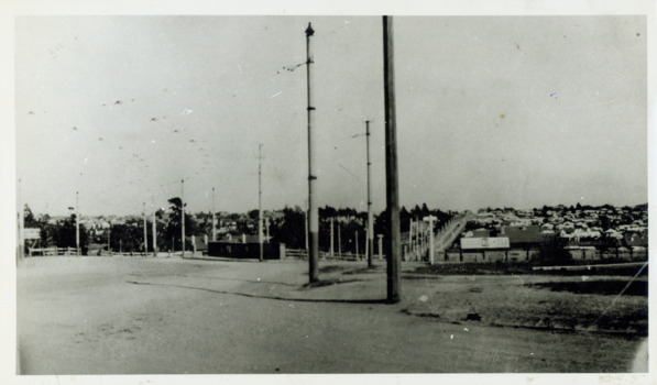 Looking towards Kew from Strathalbyn Street and High Street