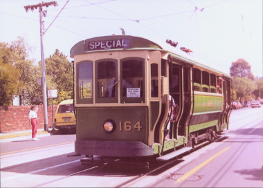 S Class 164 in High Street South