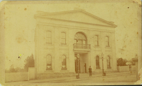 Former Kew Town Hall, Walpole Street