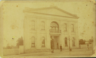 Former Kew Town Hall, Walpole Street
