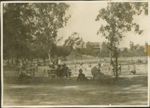 Wading Pools : Studley Park Reserve