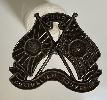Souvenir hat pin