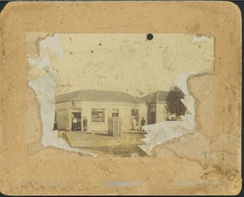 Royal Hotel, Sunbury