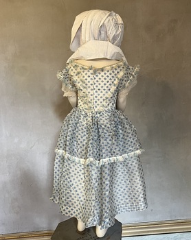 Girl's dress