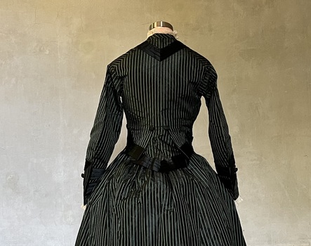 Black chalk-striped outfit