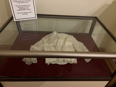 Exhibition - Fashion in the Age of Elegance 1840-1900. Wedding bodice of Margaret Grace Burland. Morning Room, Villa Alba Museum, 2023