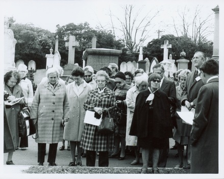 Tour of the Boroondara (Kew) General Cemetery