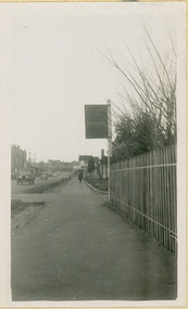 Kew Railway Station: Denmark Street entrance, 1952