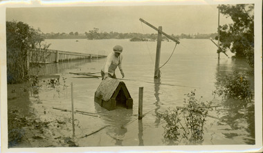 Flooding of the Yarra River in North Kew