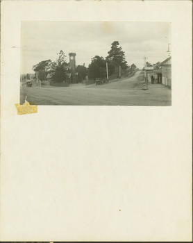 Entrance to the Boroondara General (Kew) Cemetery