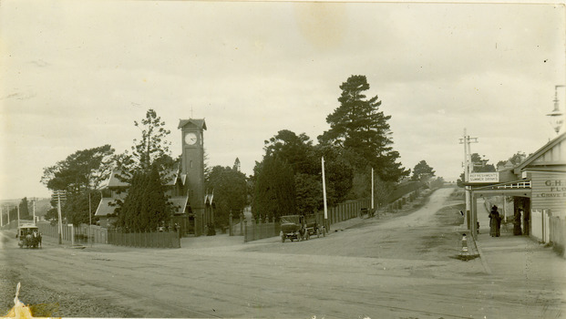 Entrance to the Boroondara General (Kew) Cemetery