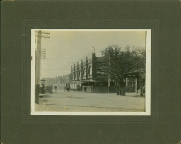 Photograph - Construction of the electric tramline in Glenferrie Road [Hawthorn], E.J. Dower, 1912