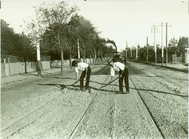 Construction of the electric tram line in Cotham Road [Kew]