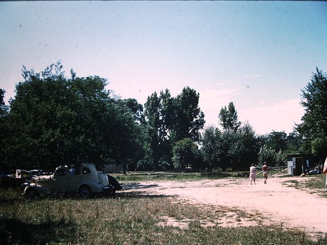 Beach near Chipperfield's floating 'Pontoon'