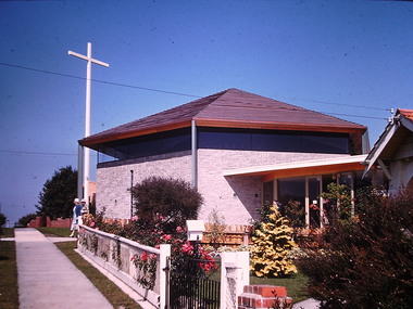 St Paul's Church, Kew East