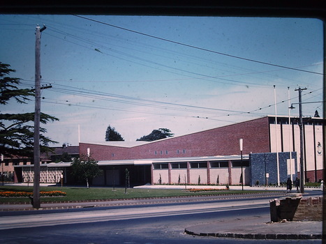 Kew Civic Hall and World War II War Memorial