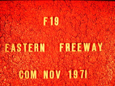 Photograph - Construction of the Eastern Freeway (F19) signage, Ron Setford