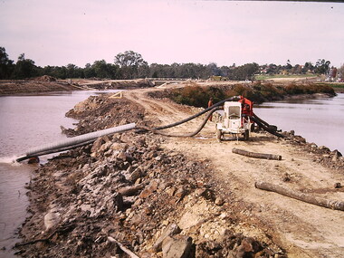 Photograph - Construction of the Eastern Freeway (F19), Ron Setford, March 1972