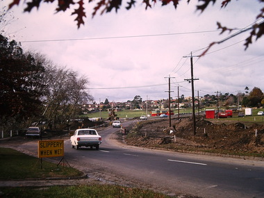 Photograph - Construction of the Eastern Freeway (F19), Ron Setford, March 1972