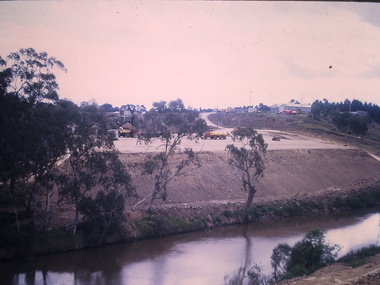 Photograph - Construction of the Eastern Freeway (F19), Ron Setford, November 1972