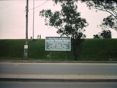 Photograph - Construction of the F19 [Eastern Freeway], Ron Setford, May 1976