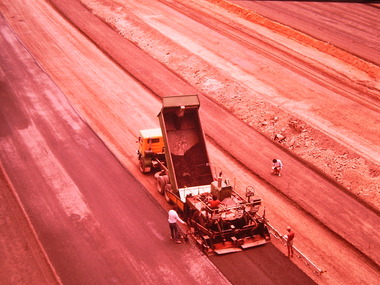Photograph - Construction of the F19 [Eastern Freeway], Ron Setford, February 1975