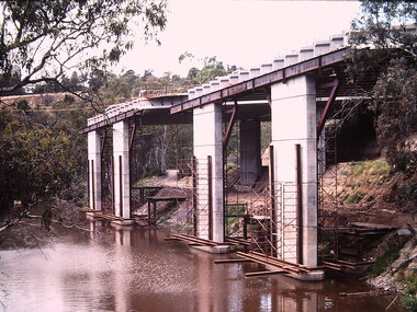 Photograph - Construction of the F19 [Eastern Freeway], Ron Setford, January 1977