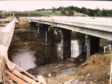 Photograph - Construction of the F19 [Eastern Freeway], Ron Setford, July 1977