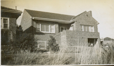 Photograph - 52 Frater Street, Kew East, August 1948