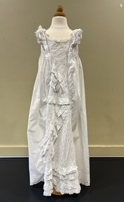 Clothing - Christening Gown, 1899-1910