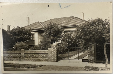 60 Normanby Road, Kew