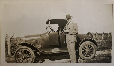 Photograph - Walter Joseph Perry, 1930s